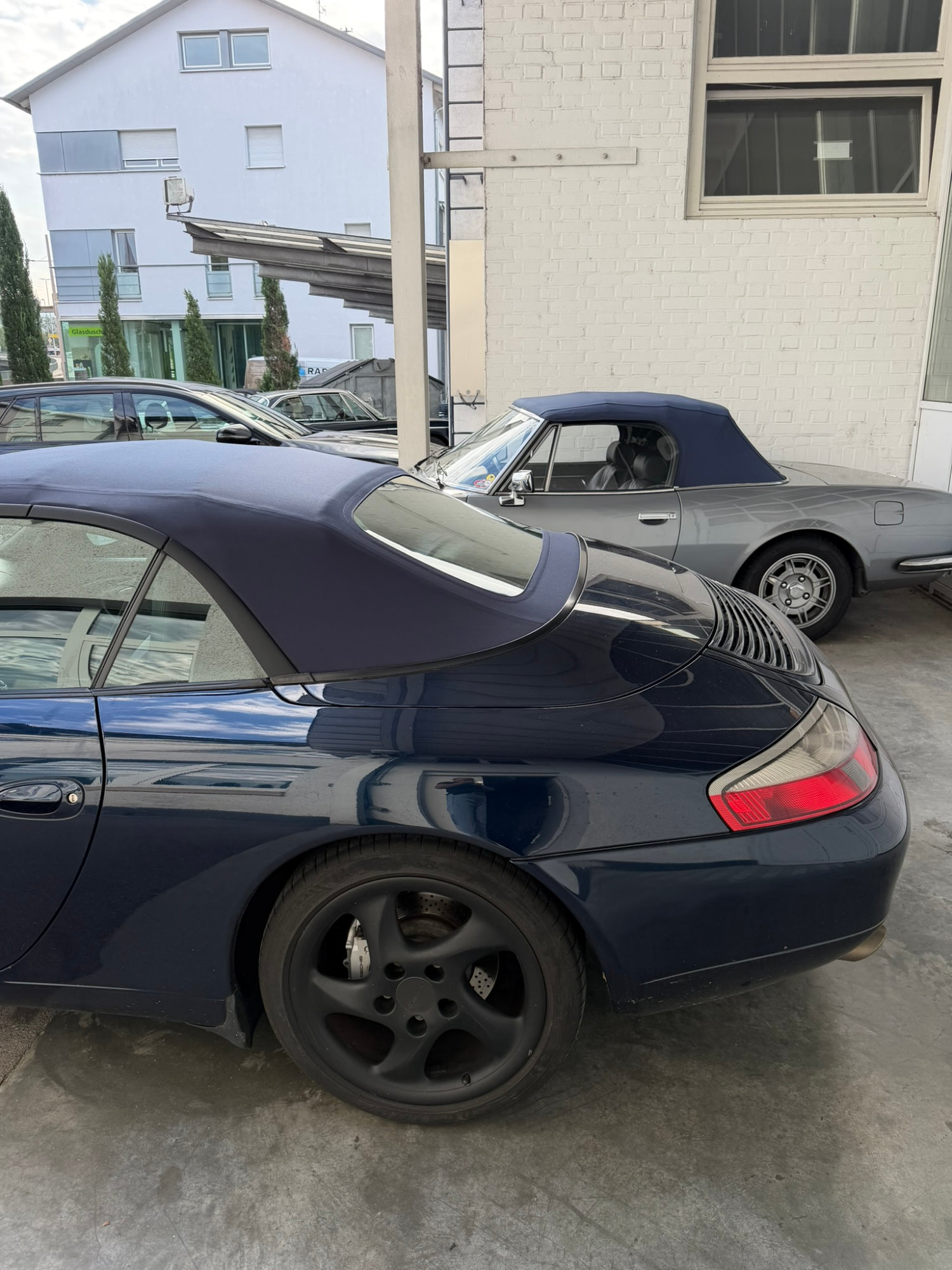 Softtop Porsche 996 with soft glass window