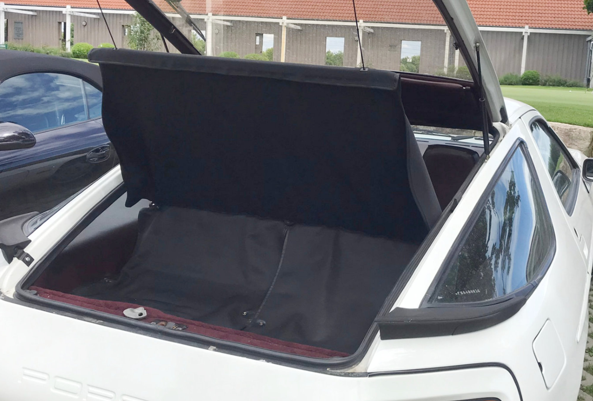 Bezug für Heckrollo / Laderaumabdeckung Porsche 928